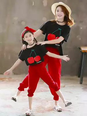 Different parent-child clothing 2019 trend mother and daughter suit summer shake seal foreign fashion two-piece set