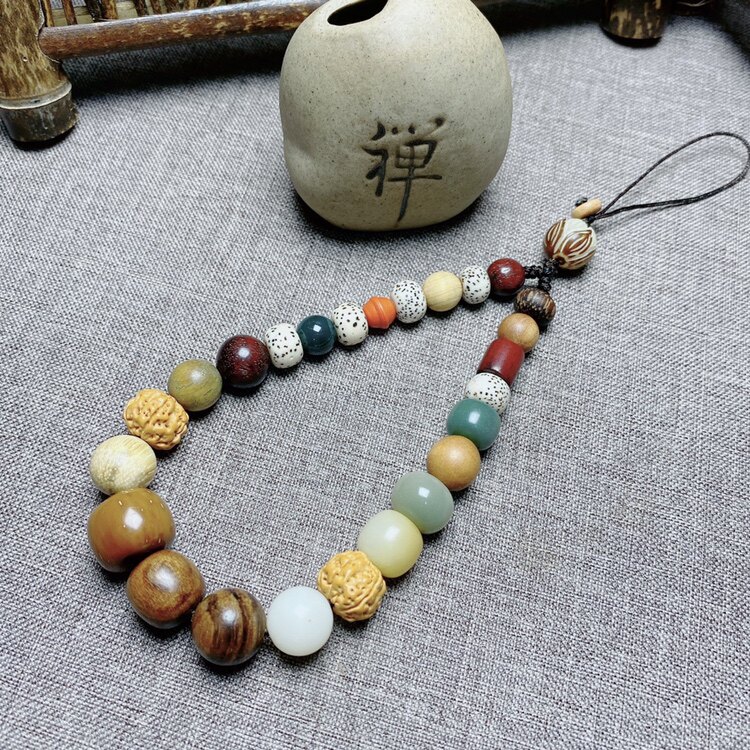 Shibazi Duobao Bodhi mobile phone chain mobile phone lanyard hanging buckle Chinese style short key chain Bodhi pendant