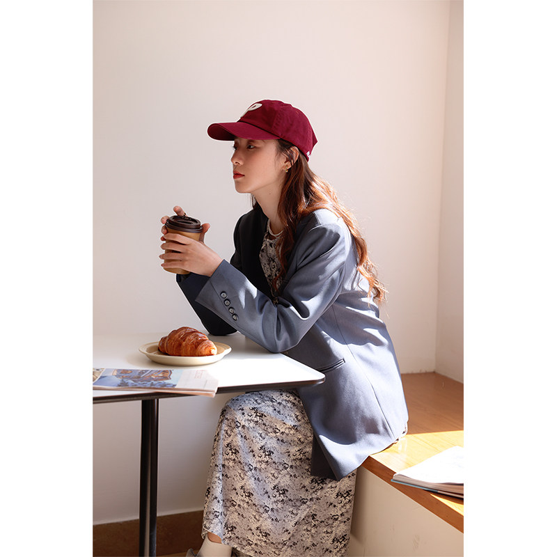 Deer and Birds Retro V-neck Loose Drape Casual Commuter Style Small Suit Jacket (Modern Holiday) 4520