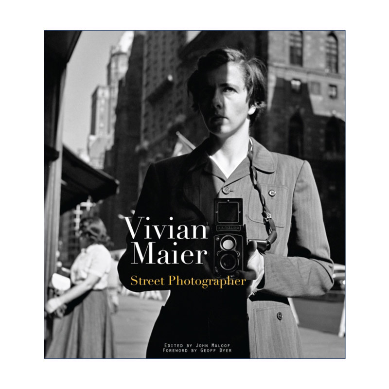 Vivian Maier the Distance between Me and the World: a Selection of Vivian Maier's Self-Portrait Photography Collection, Hardcover