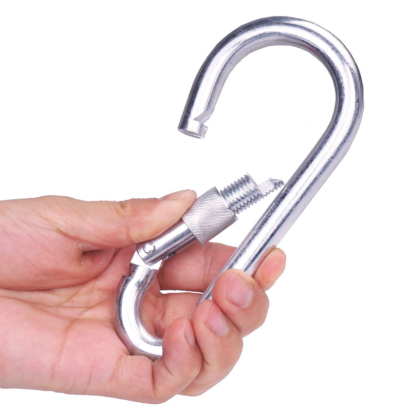 Outdoor carabiner small spring non-stainless steel fast hook large iron load-bearing buckle pet dog safety safety buckle