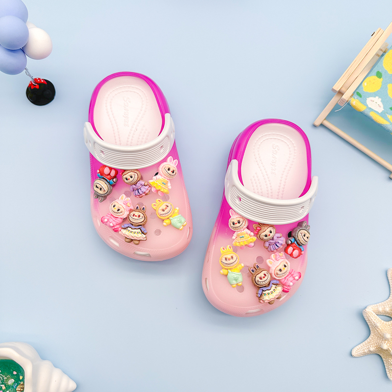 Cool and Flashy Thick-Soled Non-Slip Luminous Clogs for Outdoor Wear, Cartoon Skirt, Labubu Fashion Closed-Toe Slippers