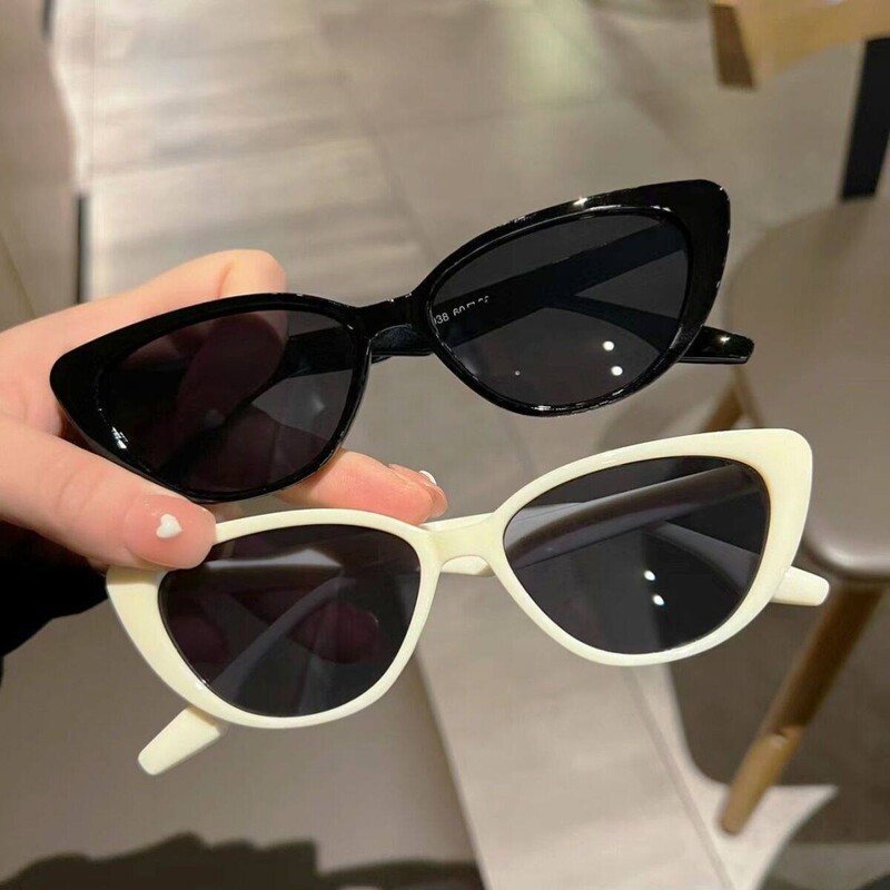 2026 New Retro Triangular Cat-Eye Sunglasses for Women with Small Faces, High-End Style for Square and Round Faces, Small Frame, Sun Protection, Styling for Photos 2026 New Retro Triangular Cat-Eye Sunglasses for Women with Small Faces, High-End Style for Square and Round Faces, Small Frame, Sun Protection, Styling for Photos