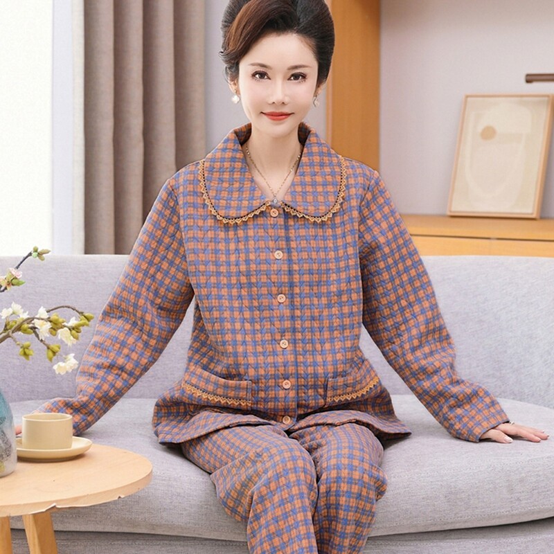 Elderly and Middle-Aged Home Wear, Large Size Air Cotton Layered Warm and Thickened Pajamas for Women, Suitable for Mothers, Can Be Worn Outside, Pure Cotton, Autumn and Winter Elderly and Middle-Aged Home Wear, Large Size Air Cotton Layered Warm and Thickened Pajamas for Women, Suitable for Mothers, Can Be Worn Outside, Pure Cotton, Autumn and Winter