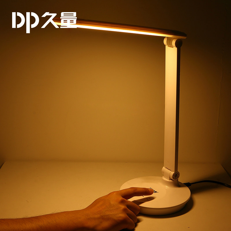 ����led��ů�ⴥ��̨��1017