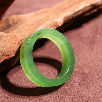 Jade jubilee jewelry hotan jade russian material laokeng jasper yang green oily and delicate 19mm men's and women's ring ring a9