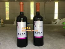 Corporate store outdoor fiberglass red wine bottle sculpture winery decoration decoration