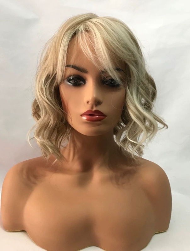European and American Sexy Women's Wigs, Light Blonde Short Curly Hair, Pear Blossom, Egg Roll Hair, Blonde Girl, Performance Cosplay