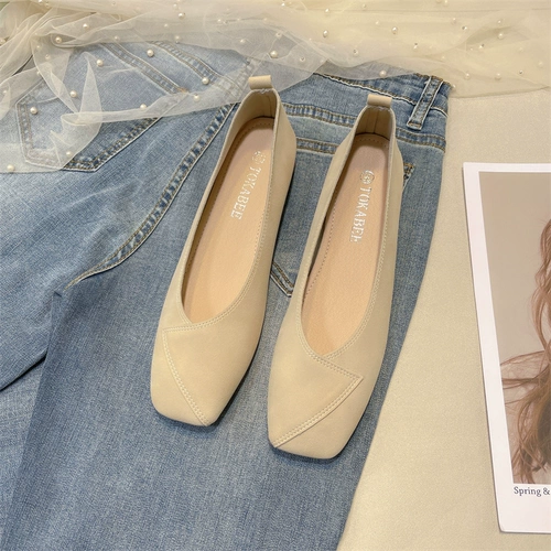 Толстая туфли бобов для женщин 2025 Весна в новом стиле квадратный ток в квадратном ношке французские одиночные туфли для женщин для женщин нежные туфли с бабушкой на низких каблуках