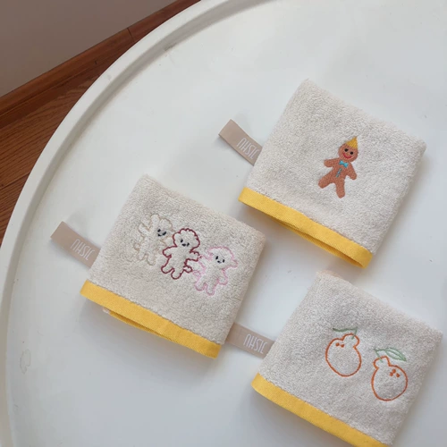 Милое детское мягкое полотенце от пота для детского сада для умывания для кожи ягодиц, с вышивкой