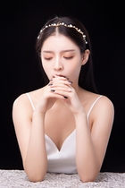 Mo Shangqian fine hairband adult pressure hair Liu Haifa front clip natural freshwater pearl net red hair card head jewelry