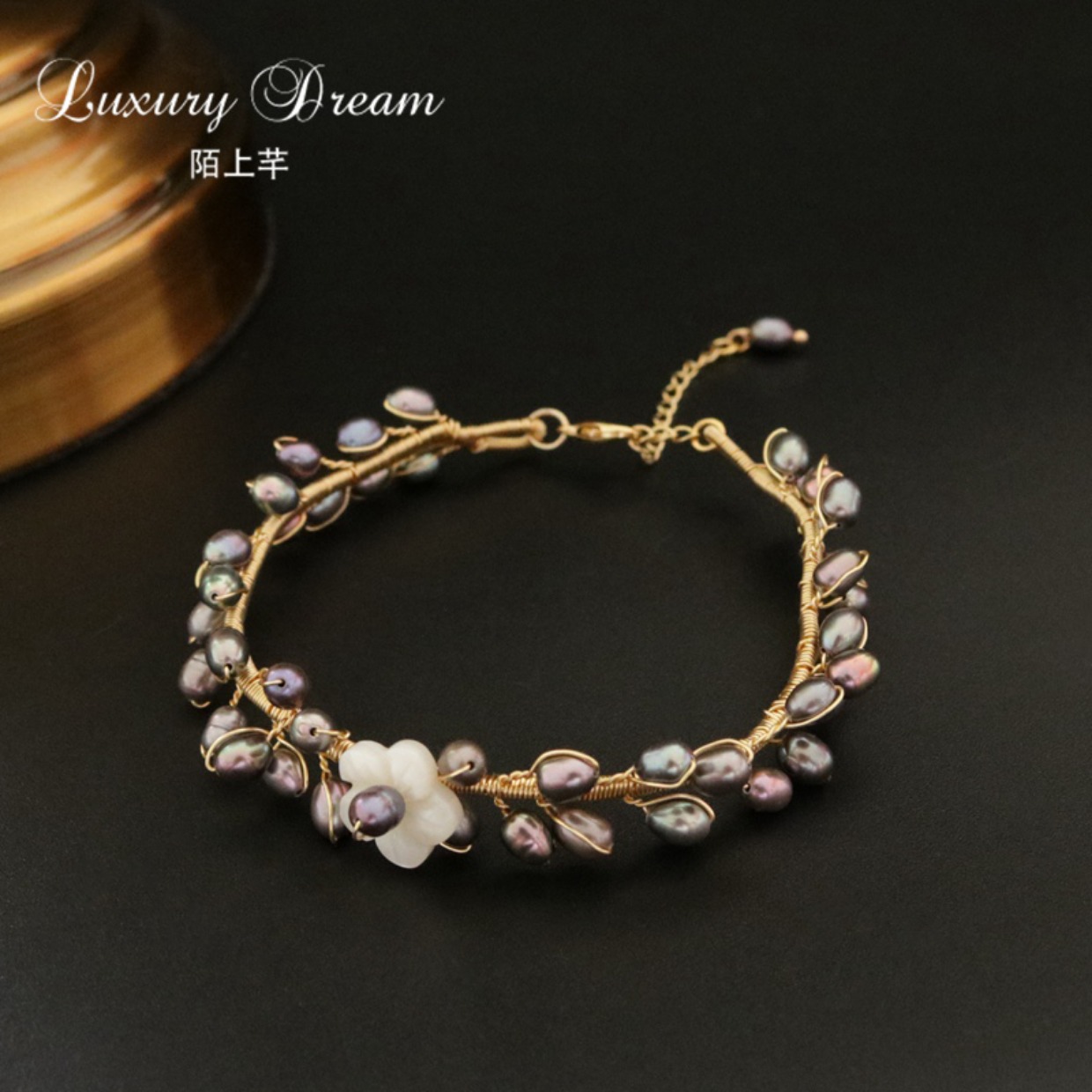 Hạt kê tự nhiên ngọc trai nước ngọt vòng tay vòng tay nữ phiên bản Hàn Quốc cá tính đơn giản để gửi bạn gái gửi mẹ vòng gỗ trầm hương