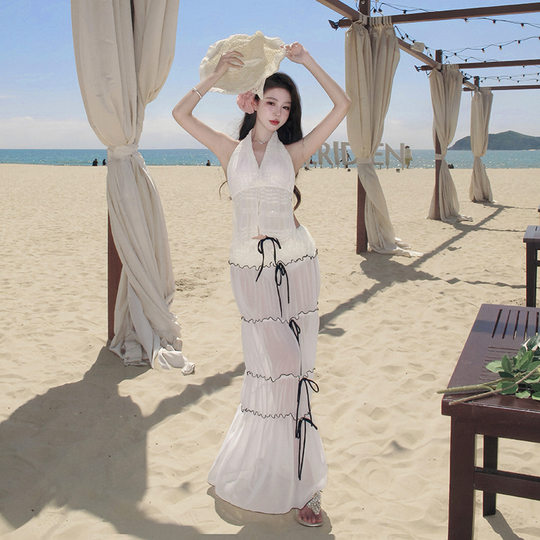 2025 New High-End Halter Vest Backless Skirt Swimsuit Suit Women's Sweet Seaside Vacation Swimsuit