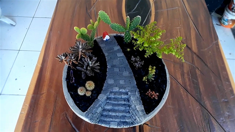 创意公园盆栽 绿植也要闲庭散步 花花大世界的我爱搜罗