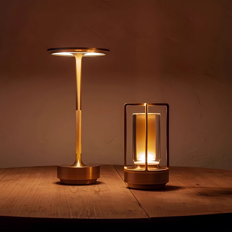 Trendy Bar Table Lamp, Creative Ufo-Shaped Outdoor Camping Decoration, Bar, Hotel, Guest Restaurant Atmosphere Table Lamp