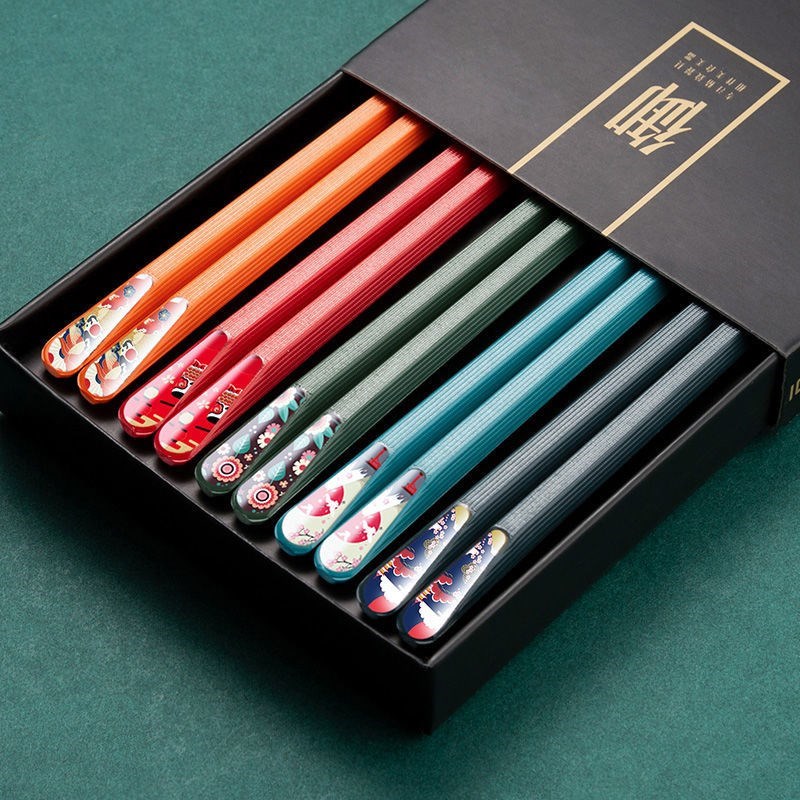Dedicated chopsticks Family 2021 new family of three-mouth color chopsticks Different color Japanese style fast