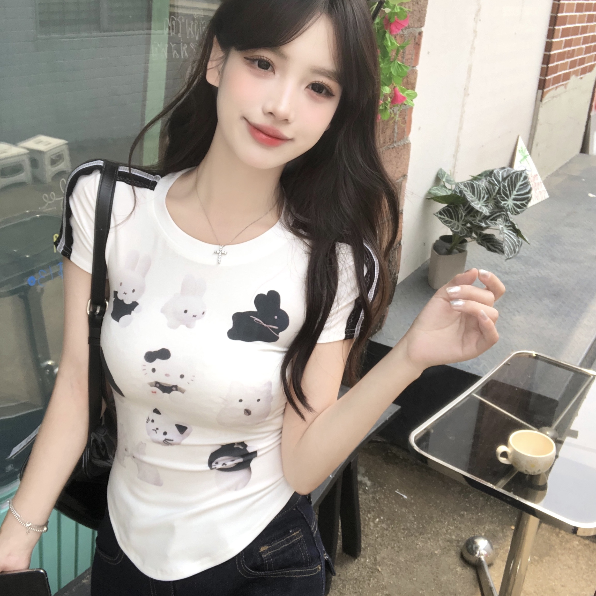 早川ガールズ～2025年 大きいサイズ レディース 夏新作 ファットガール スリムフィット トップ 半袖Tシャツ