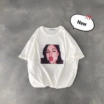 Male short sleeve T-shirt Korean version Trend easy Student Port Wind Ins Chains 50% sleeves 5 Sub-net Red Shaking Tone Half Sleeves