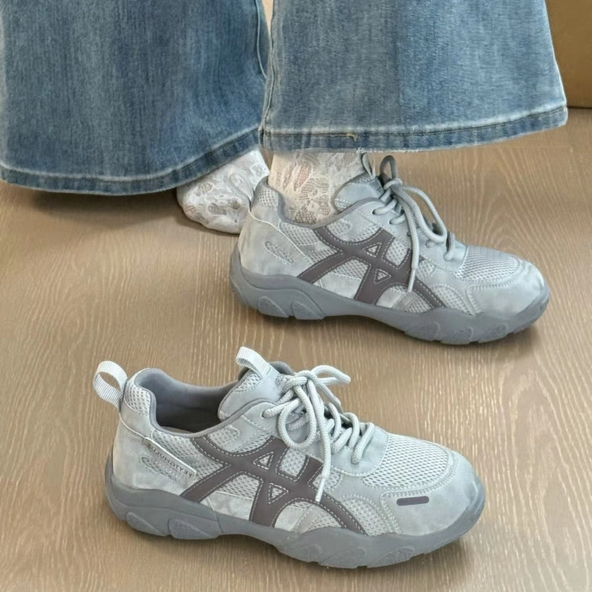 Немецкая спортивная обувь в стиле ретро на толстой подошве, женская осенне-зимняя обувь 2025 года, новая повседневная спортивная обувь серого цвета, универсальная походная обувь увеличенного размера на мягкой подошве