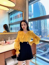 at ease at ease in small sub-lantern sleeves snow-jersey woman foreign-leaf side fairy gas blouse loose shirt