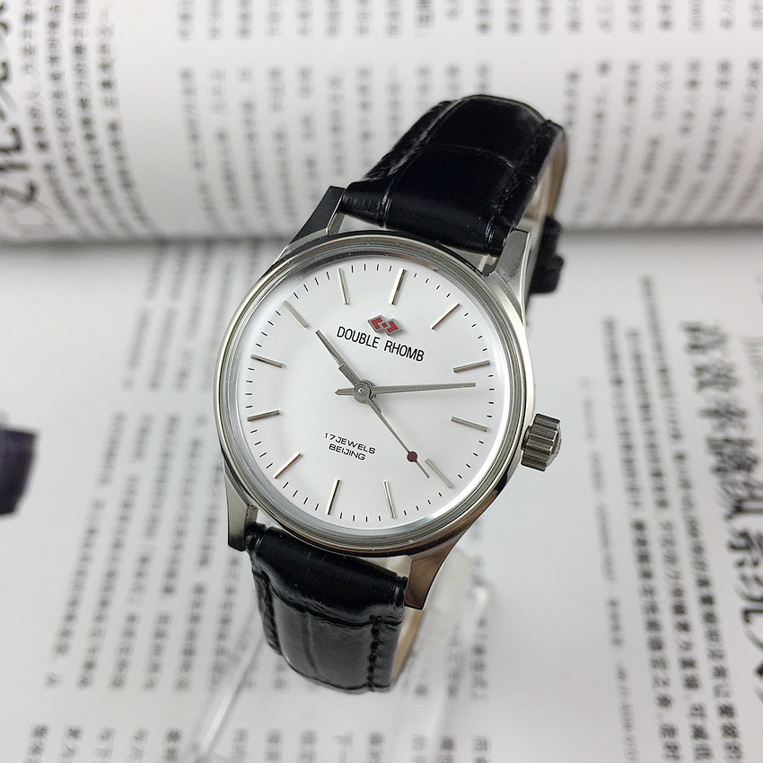 Original inventory Beijing watch factory production medium-sized watch Shuangling brand manual mechanical watch diameter 3 1 cm