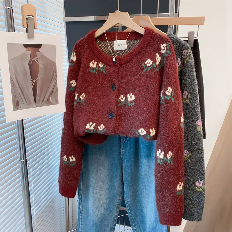 Round Neck Sweater Jacket for Women 2026 Early Spring and Autumn New Style Loose Lazy Style Outer Wear Knitted Cardigan with Thick Inner Layer Round Neck Sweater Jacket for Women 2026 Early Spring and Autumn New Style Loose Lazy Style Outer Wear Knitted Cardigan with Thick Inner Layer
