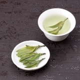 Купить 1 Получить 1 чернил зеленый чай Kuding Tea Hainan Находное чай Большой лист бесплатная доставка искренняя новая чай