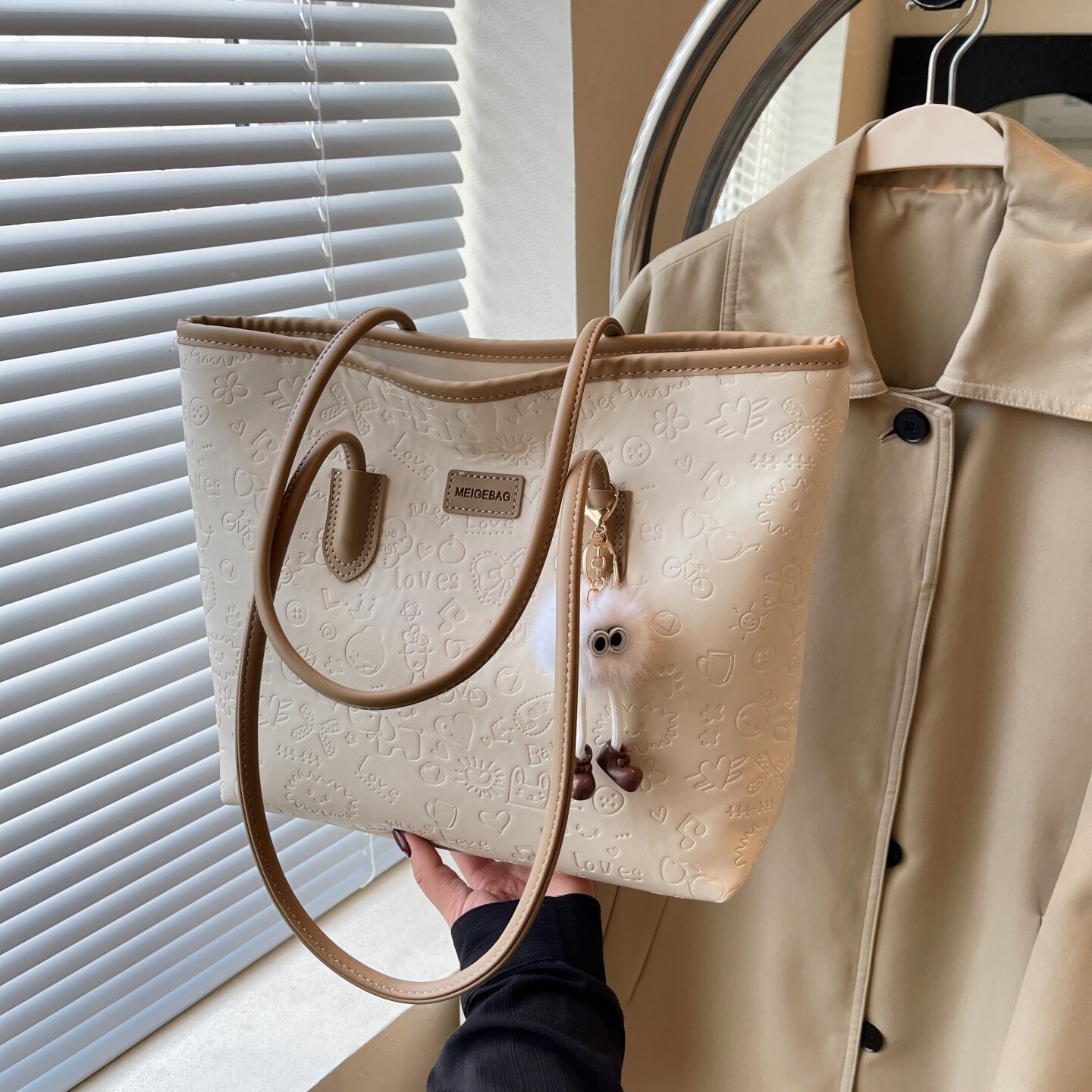 Женская сумка большой емкости, новинка 2025 года, осенне-зимняя высококачественная сумка через плечо, женская универсальная сумка для поездок на работу, сумка-тоут