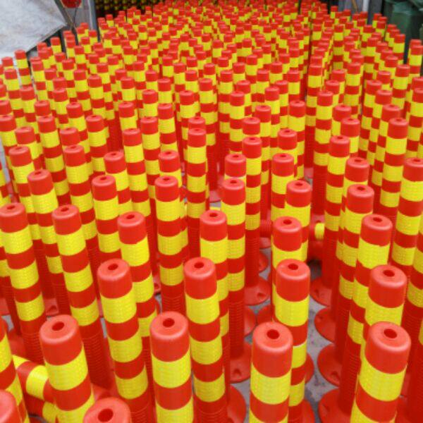 75cm plastic warning column crossing isolation column elastic column isolation pile roadblock reflective anti-collision column