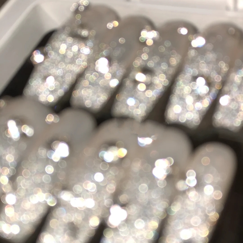 Explosive Galaxy Heavy Industry High Luxury Wearable Wedding Nails Sweet Hot Girl Explosive Sparkling Disco Light Therapy Bridal Wedding Nails Removable