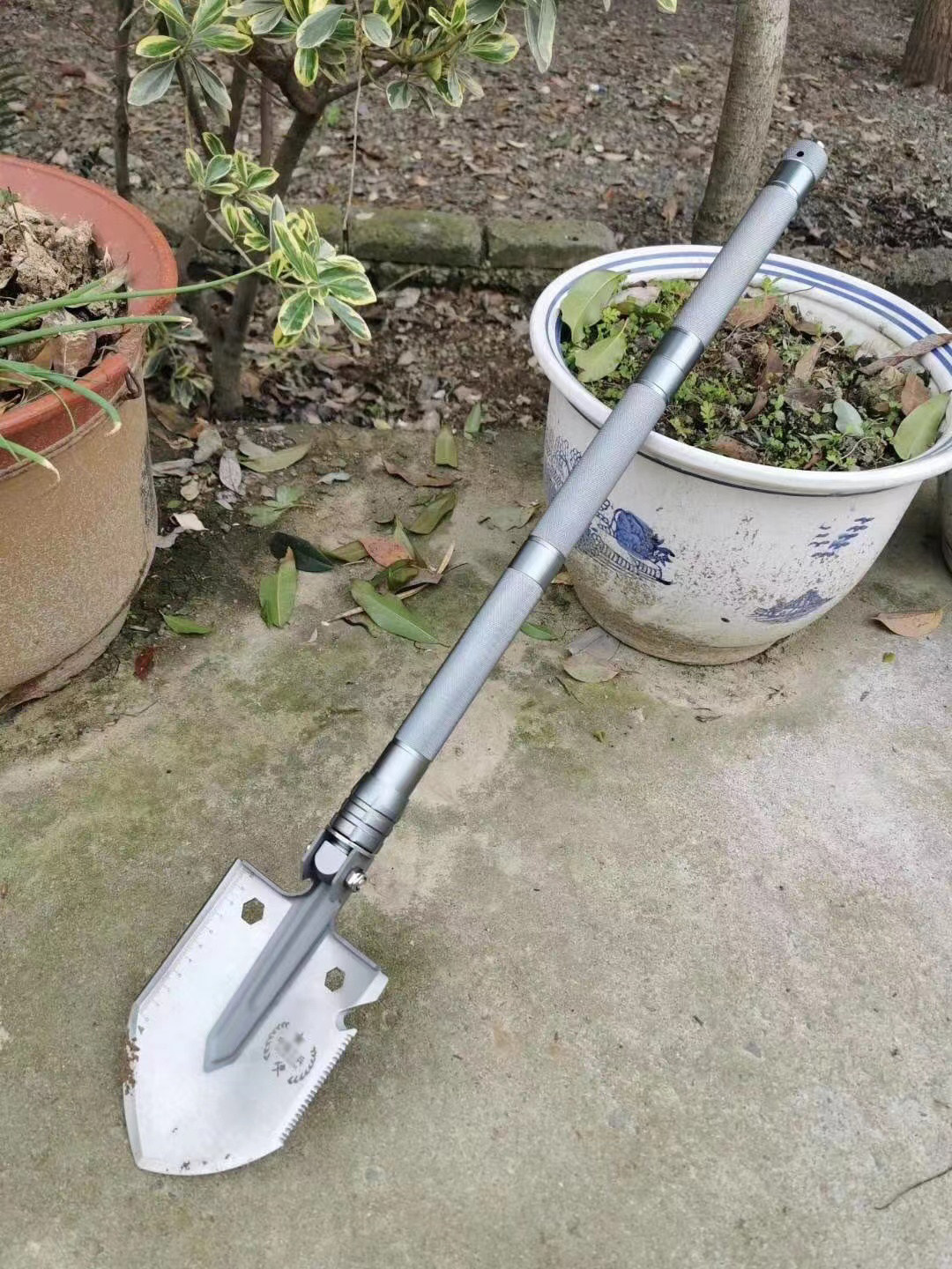 New 6411 engineer shovel detachable portable multi-functional silver outdoor camping equipment iron catalpa military shovel