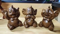 Living Room Cartoon Resin Animal Elephant three groups of Yunnan version Nina Souvenir Pendulum Gift handicraft New products