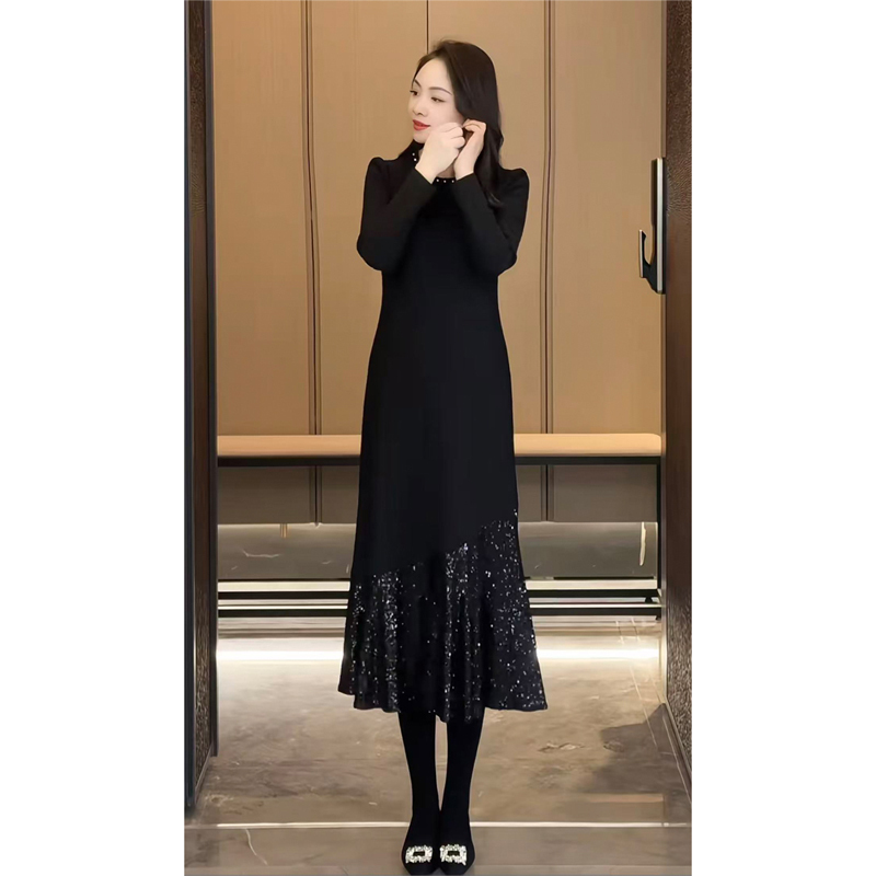 Plus Size 2026 Autumn and Winter New Heavy Beaded Sequin Dress for Slightly Chubby Women, Stylish and Versatile Dress Plus Size 2026 Autumn and Winter New Heavy Beaded Sequin Dress for Slightly Chubby Women, Stylish and Versatile Dress