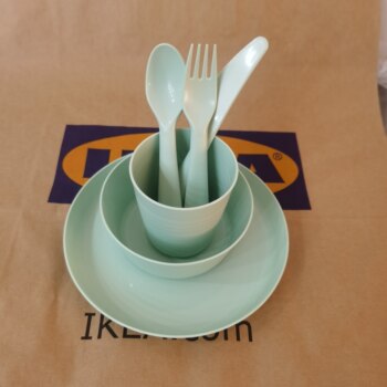 Ikea plastic cutlery, forks, spoons, cups and dishes resistant to falling