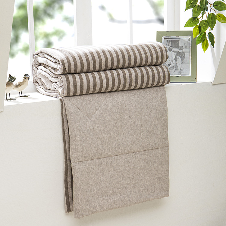 Pure cotton geranium cotton is knitted cool by all cotton stripes knitted summer cool by air conditioned by spring and autumn washed by water