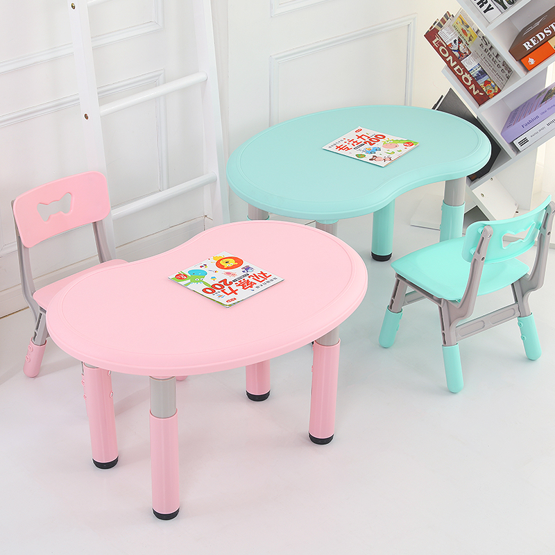 children's drawing table and chairs