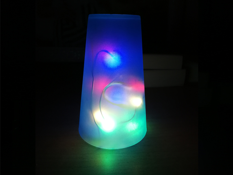 Juice Cup Dancing Cup Cup Ca khúc biểu diễn khiêu vũ Cup đặc biệt Sinh viên chống trượt Màu nhựa Prop Cup Round bình nước giữ nhiệt lock&lock