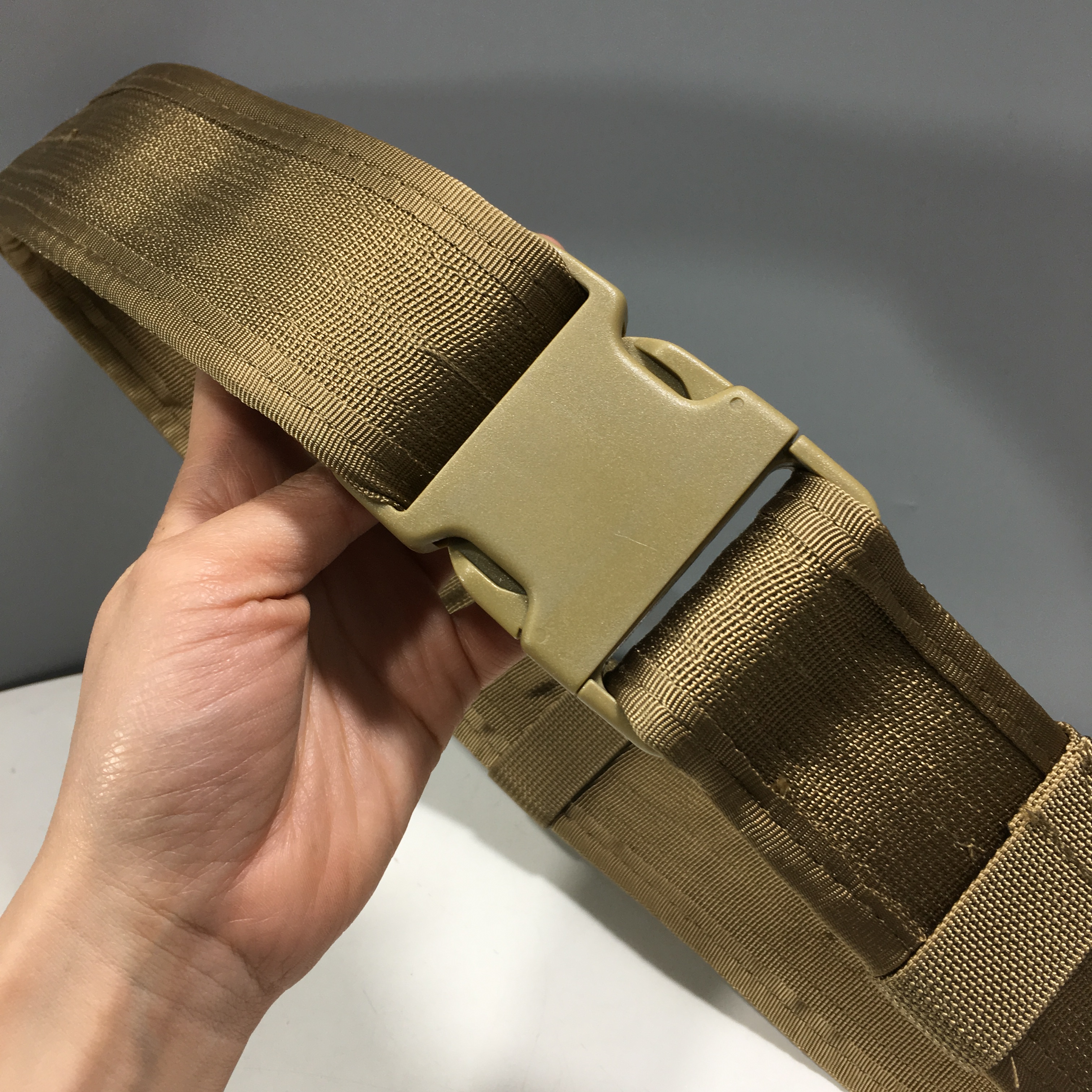 Foreign trade tactics multifunctional tight tied with plastic jacket nylon baggage strapped belt tail tail