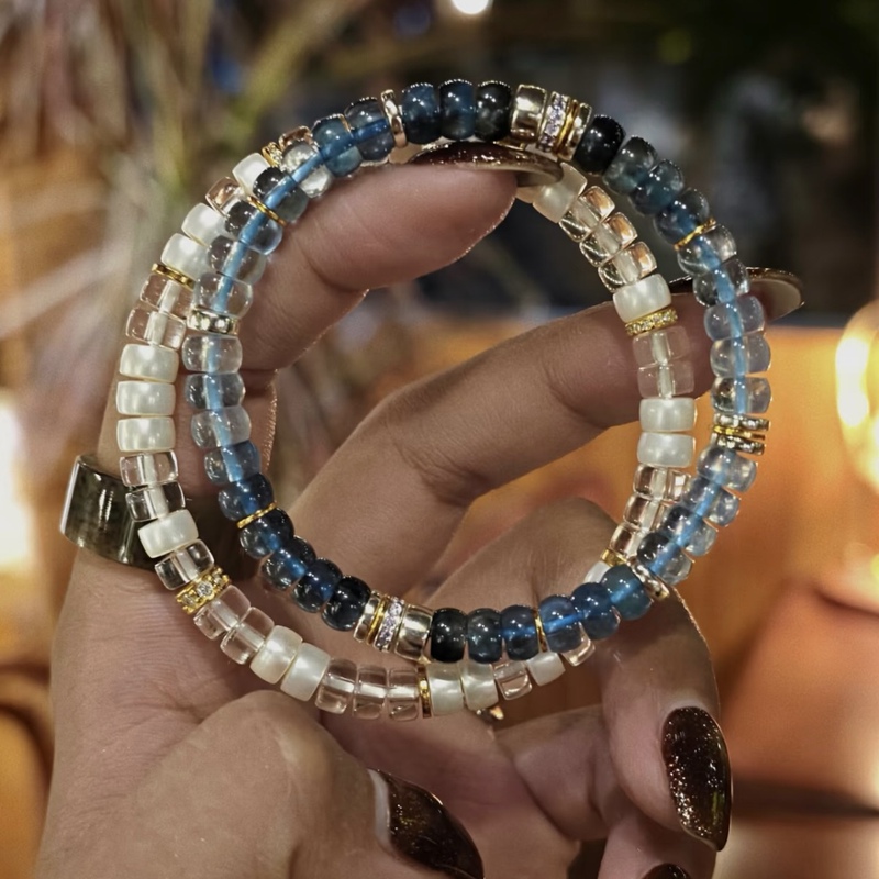 Natural White Crystal Pearl Aquamarine Jewelry Bracelet for Good Luck, Gift for Girlfriend or Best Friend for New Year or Birthday Natural White Crystal Pearl Aquamarine Jewelry Bracelet for Good Luck, Gift for Girlfriend or Best Friend for New Year or Birthday
