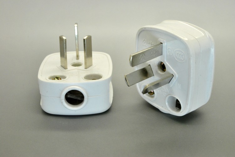 High-power wiring plug air conditioning water heater heater three flat feet pure copper 3 position power cord connector 16A