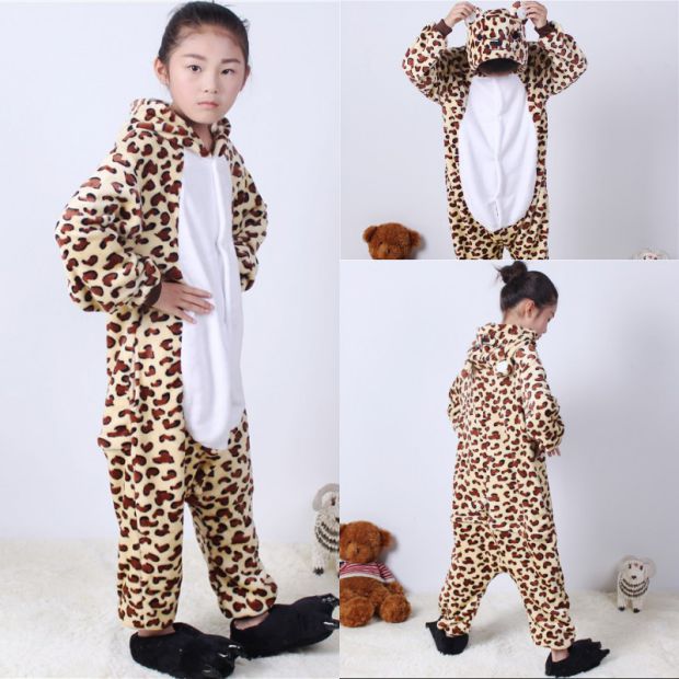 Mùa thu và mùa đông trẻ em flannel chim cánh cụt dễ thương cha mẹ phim hoạt hình động vật đồ ngủ một mảnh trẻ em lớn dễ thương dịch vụ nhà body dài tay cho bé gái