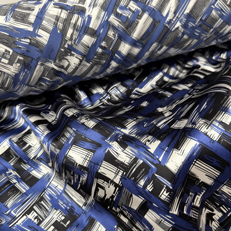 6A Grade Mulberry Silk 19mm Stretch Satin Silk, Blue and White Plaid Personalized High-End Sense, Door Width 108