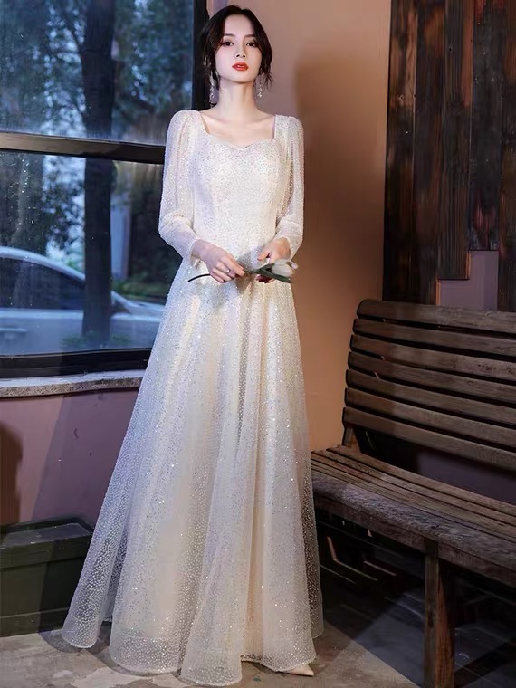  XL+White, long sleeve, 135cm   + $6.28 