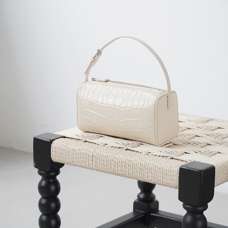 New Row Pen Holder Bag Crocodile Pattern Calfskin White Single Shoulder Crossbody 90S Commuter Hand-Held Pen Bag