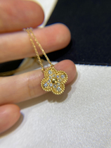 18k gold four leaf grass full drilling necklace is customized precisely