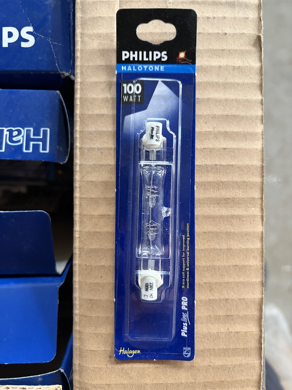 Philips R7S Lamp 100W300W500W Halogen Tungsten Lamp Solar Lamp Double-Ended Quartz Lighting Tube Philips R7S Lamp 100W300W500W Halogen Tungsten Lamp Solar Lamp Double-Ended Quartz Lighting Tube