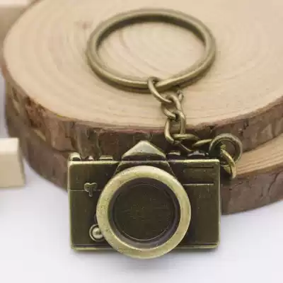 Retro metal small camera keychain model pendant cute creative personality photography enthusiast gift