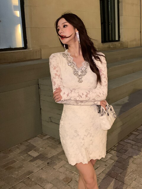 Hollinv Collar Cut Out Lace Elegant Dress Women's Spring & Fall 2025 Long-Sleeved Studded Butt-Covering Skirt