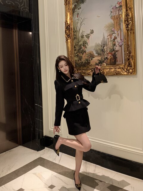 Hollinna Square-Neck Woolen Suit Set for Women, Autumn and Winter 2025 New Style, Commuter Chic Style, Pencil Skirt Two-Piece Set