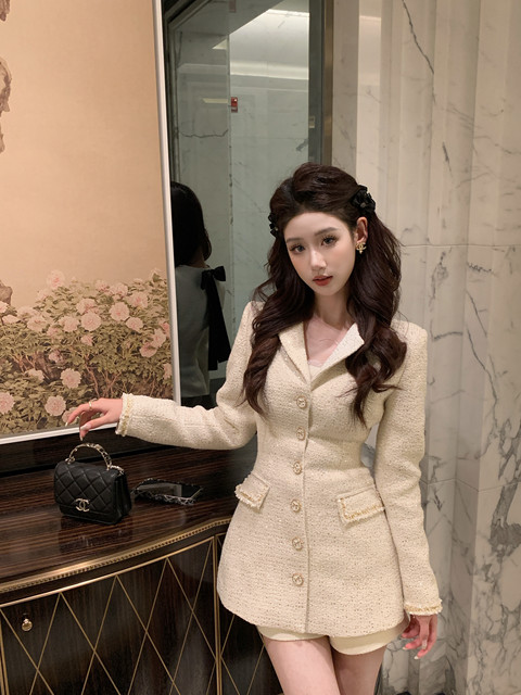 Hollinna Tweed Coat for Women, Autumn/Winter 2025 New Style, Mid-Length, Light Luxury, High-End Feel, Waist-Cinching Top